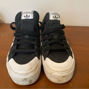 Adidas Classic Black and White Nizza Low-Tops